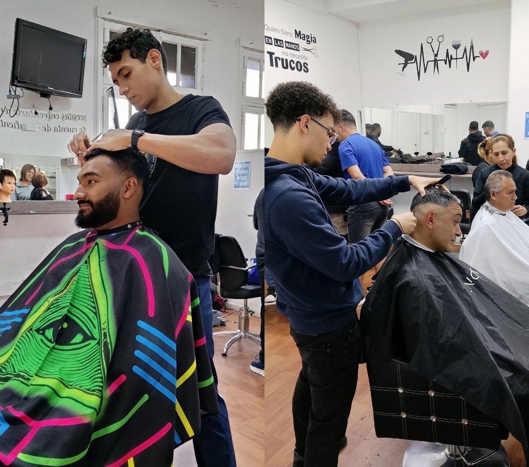Alumnos practicando barbería clásica en el instituto